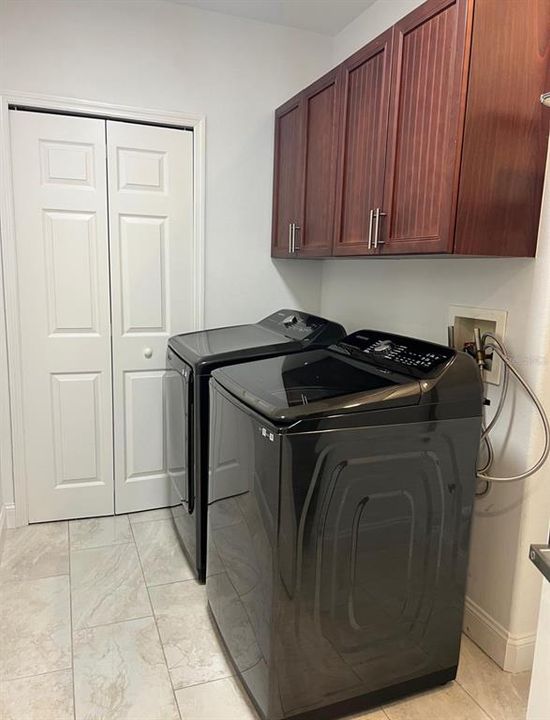 На продажу: $595,000 (3 спален, 2 ванн, 2162 Квадратных фут)