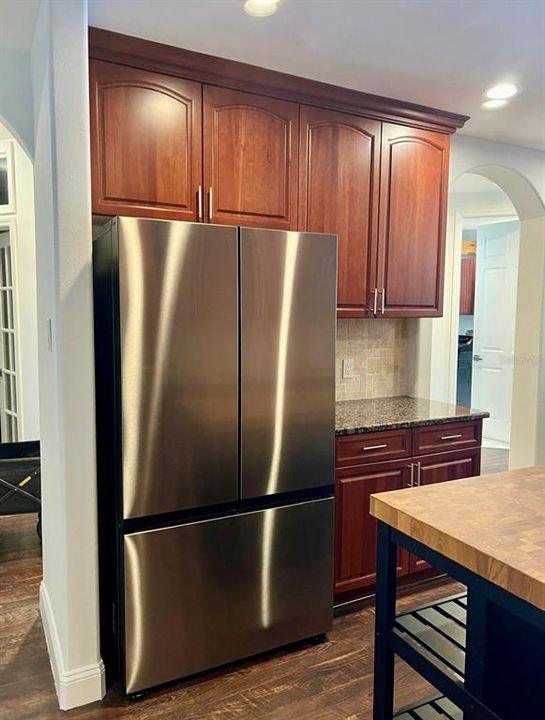 На продажу: $595,000 (3 спален, 2 ванн, 2162 Квадратных фут)