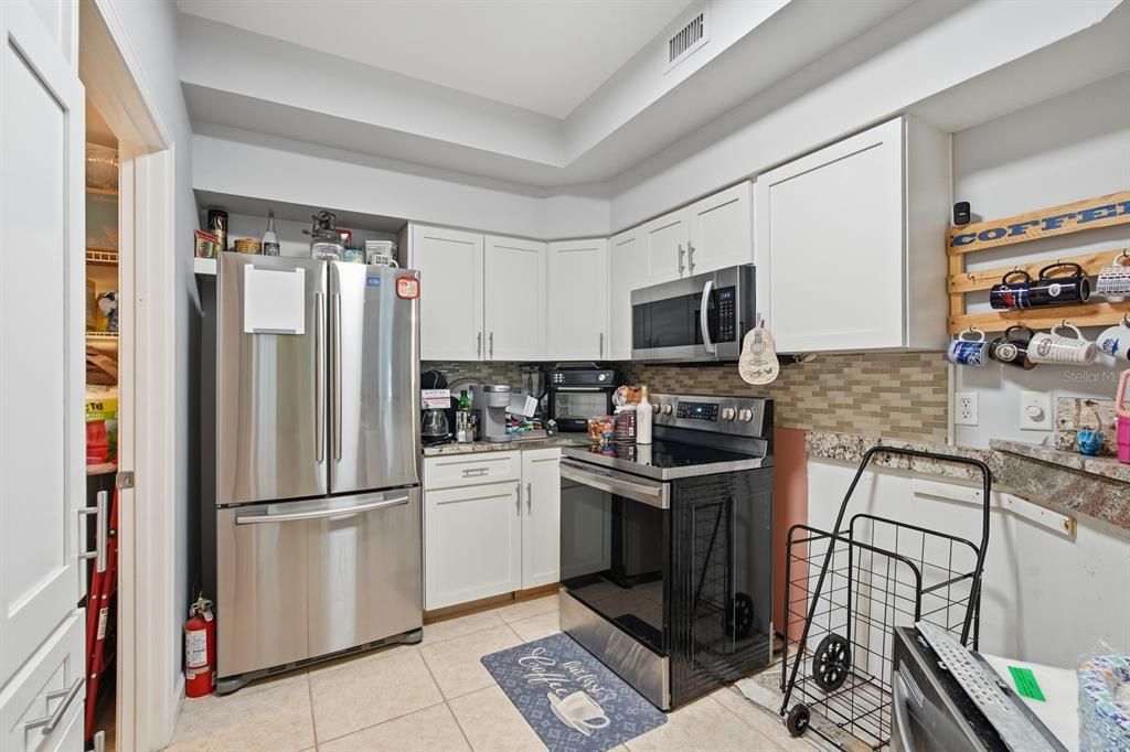 En Venta: $225,000 (3 camas, 2 baños, 1448 Pies cuadrados)