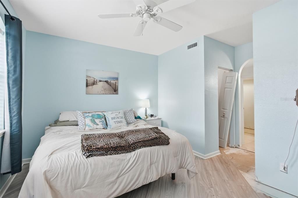 En Venta: $225,000 (3 camas, 2 baños, 1448 Pies cuadrados)