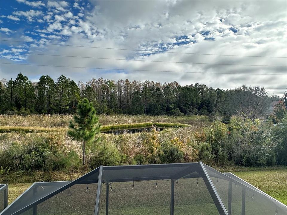 Active With Contract: $429,000 (3 beds, 2 baths, 2004 Square Feet)