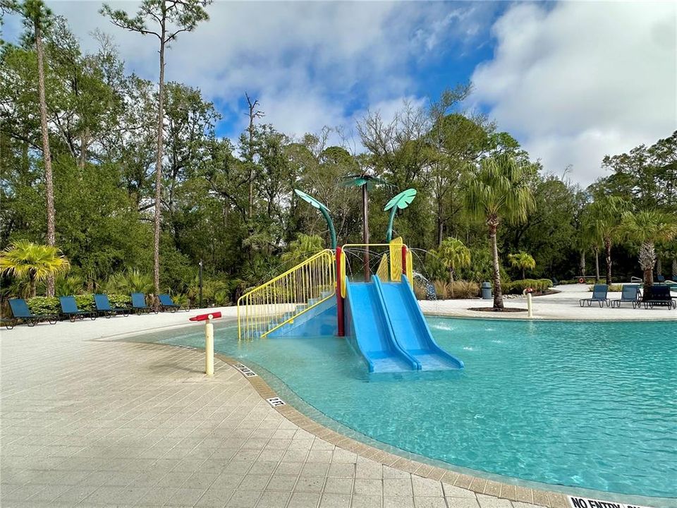 Active With Contract: $429,000 (3 beds, 2 baths, 2004 Square Feet)