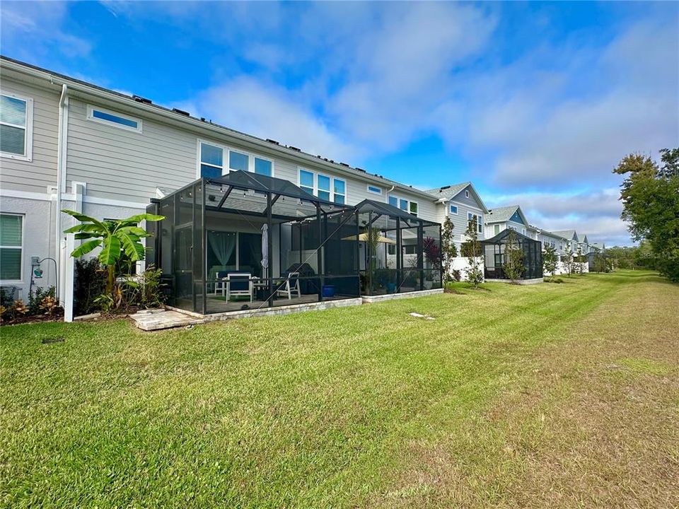 Active With Contract: $429,000 (3 beds, 2 baths, 2004 Square Feet)