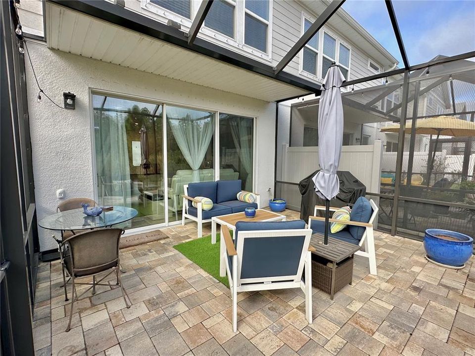 Active With Contract: $429,000 (3 beds, 2 baths, 2004 Square Feet)