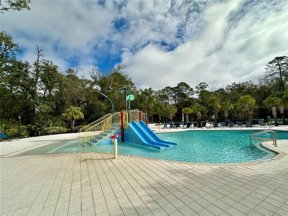 Active With Contract: $429,000 (3 beds, 2 baths, 2004 Square Feet)