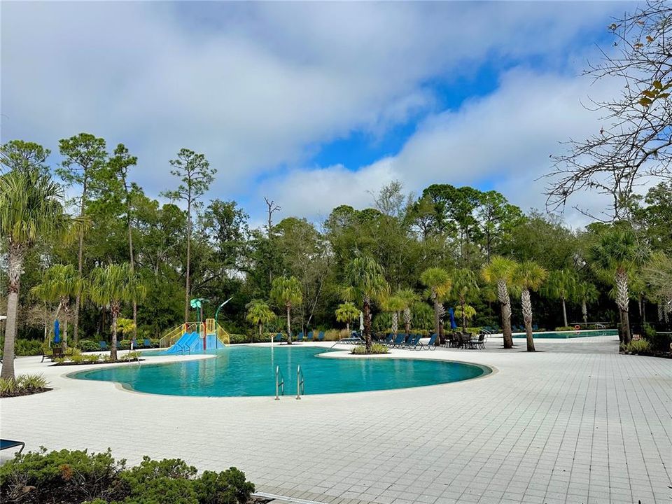 Active With Contract: $429,000 (3 beds, 2 baths, 2004 Square Feet)