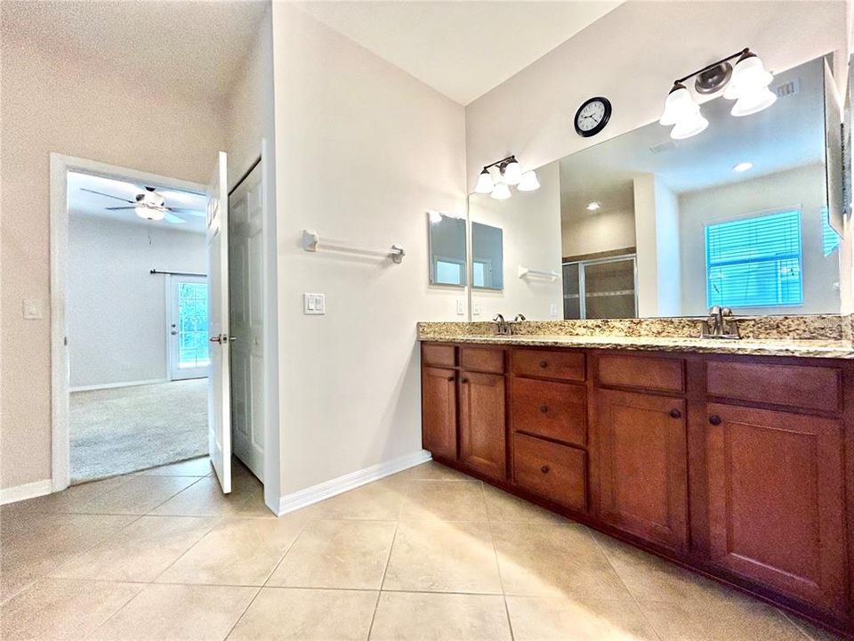 For Rent: $3,600 (4 beds, 3 baths, 2616 Square Feet)