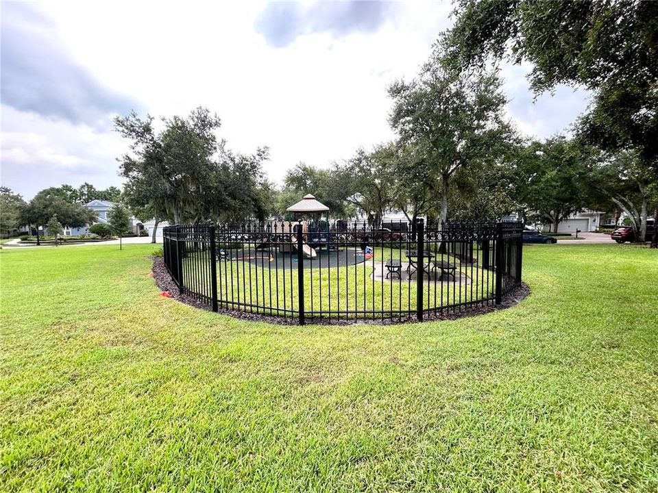 For Rent: $3,600 (4 beds, 3 baths, 2616 Square Feet)