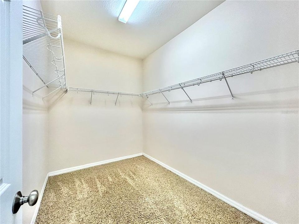 For Rent: $3,600 (4 beds, 3 baths, 2616 Square Feet)