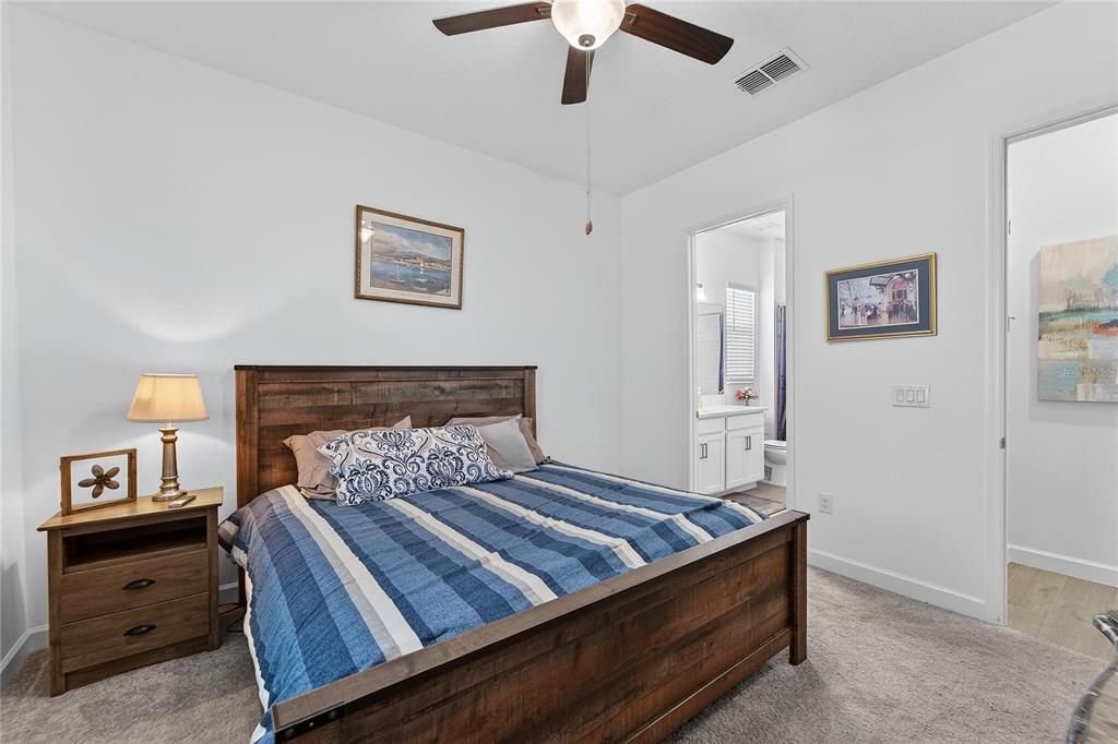 待售: $630,000 (3 贝兹, 3 浴室, 2651 平方英尺)