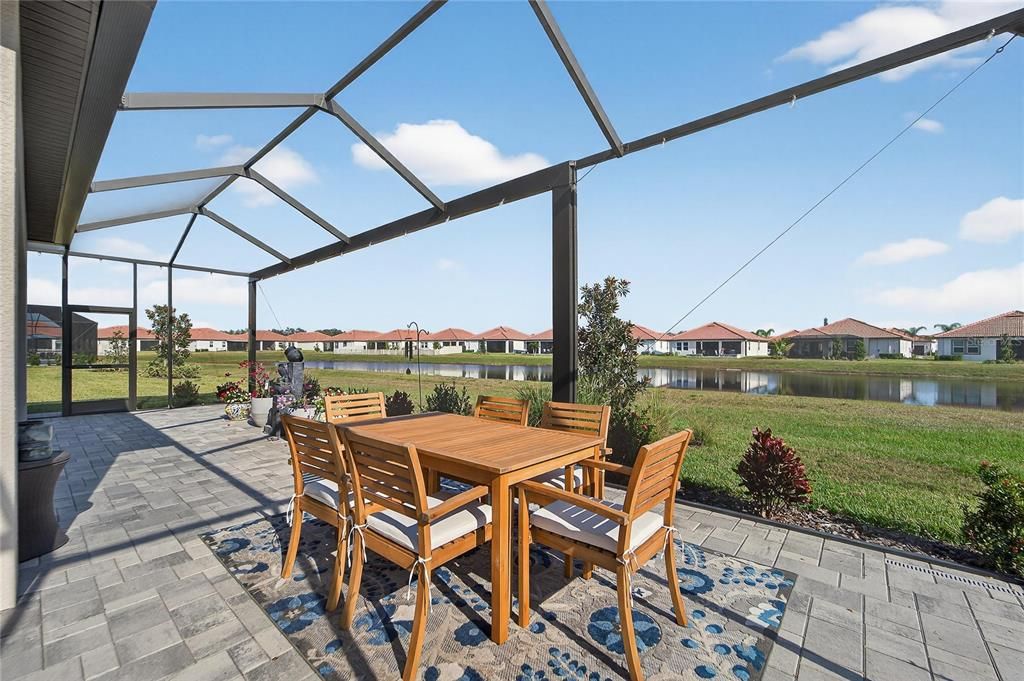 待售: $630,000 (3 贝兹, 3 浴室, 2651 平方英尺)