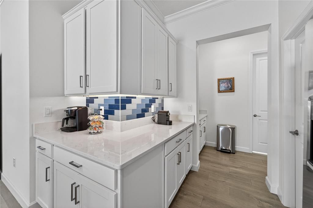 待售: $630,000 (3 贝兹, 3 浴室, 2651 平方英尺)