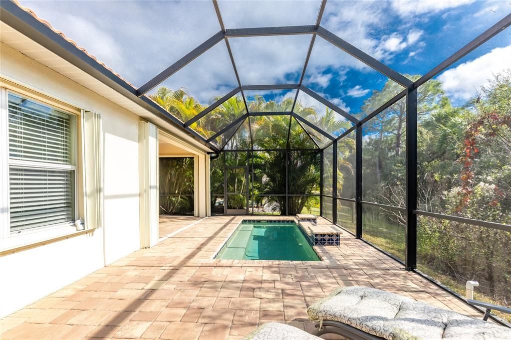 For Sale: $439,900 (3 beds, 2 baths, 1874 Square Feet)