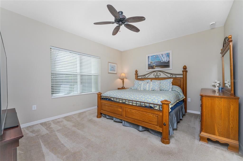 For Sale: $439,900 (3 beds, 2 baths, 1874 Square Feet)