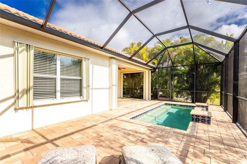 For Sale: $439,900 (3 beds, 2 baths, 1874 Square Feet)