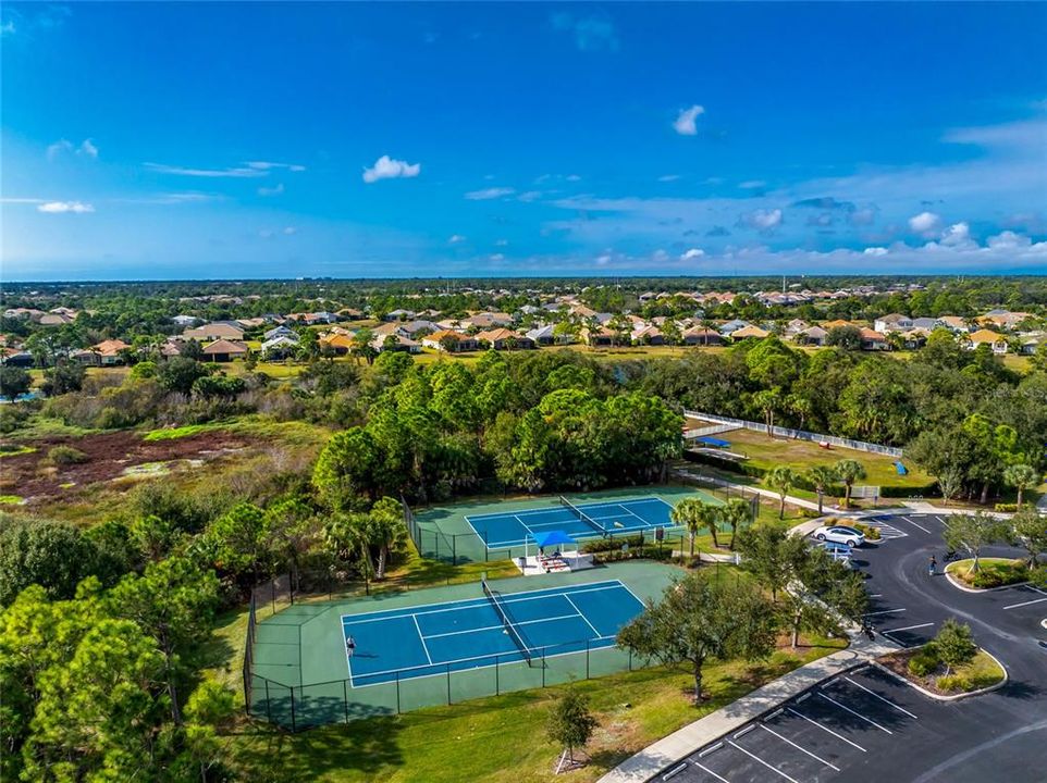 For Sale: $439,900 (3 beds, 2 baths, 1874 Square Feet)