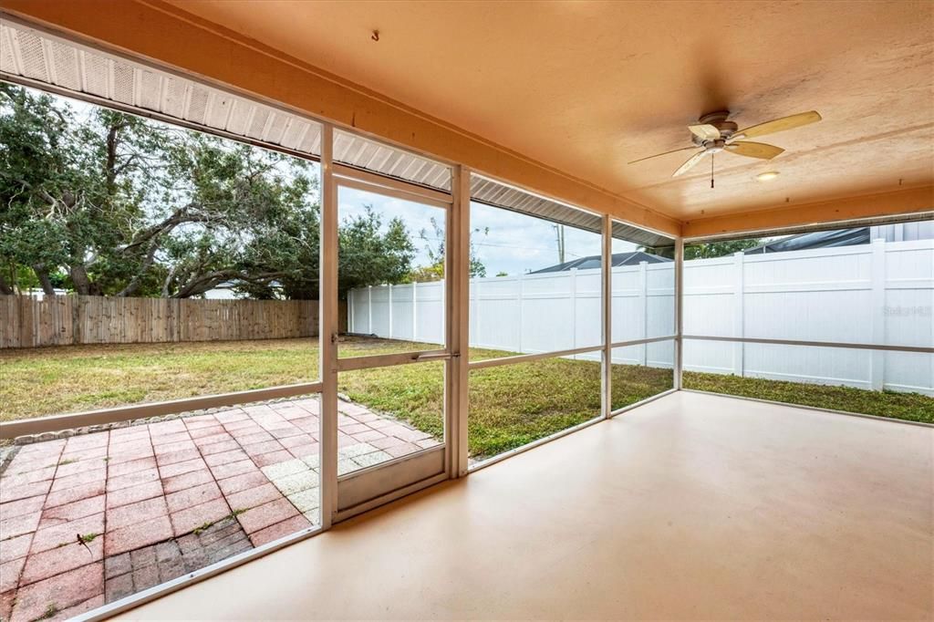 待售: $529,000 (4 贝兹, 2 浴室, 1948 平方英尺)