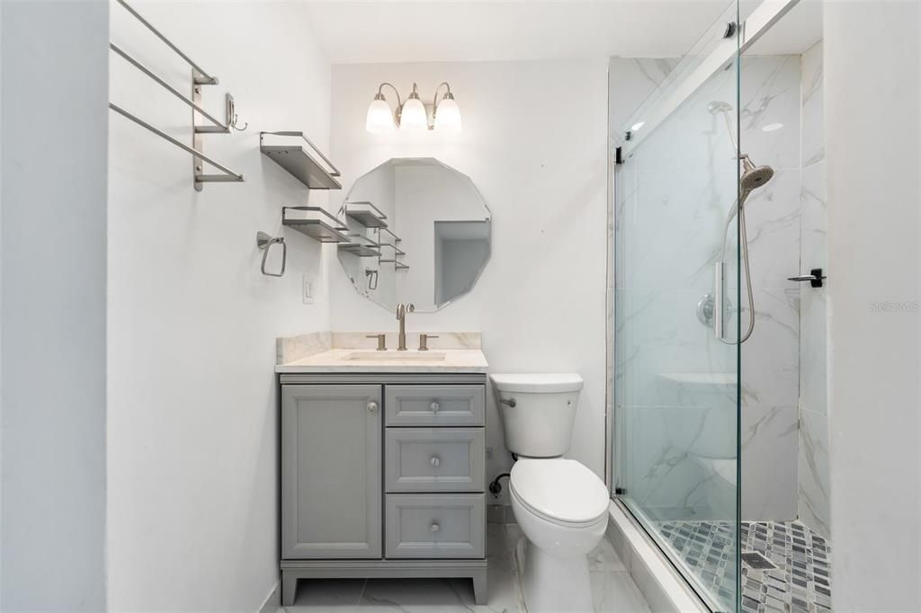 For Sale: $275,000 (3 beds, 3 baths, 1320 Square Feet)