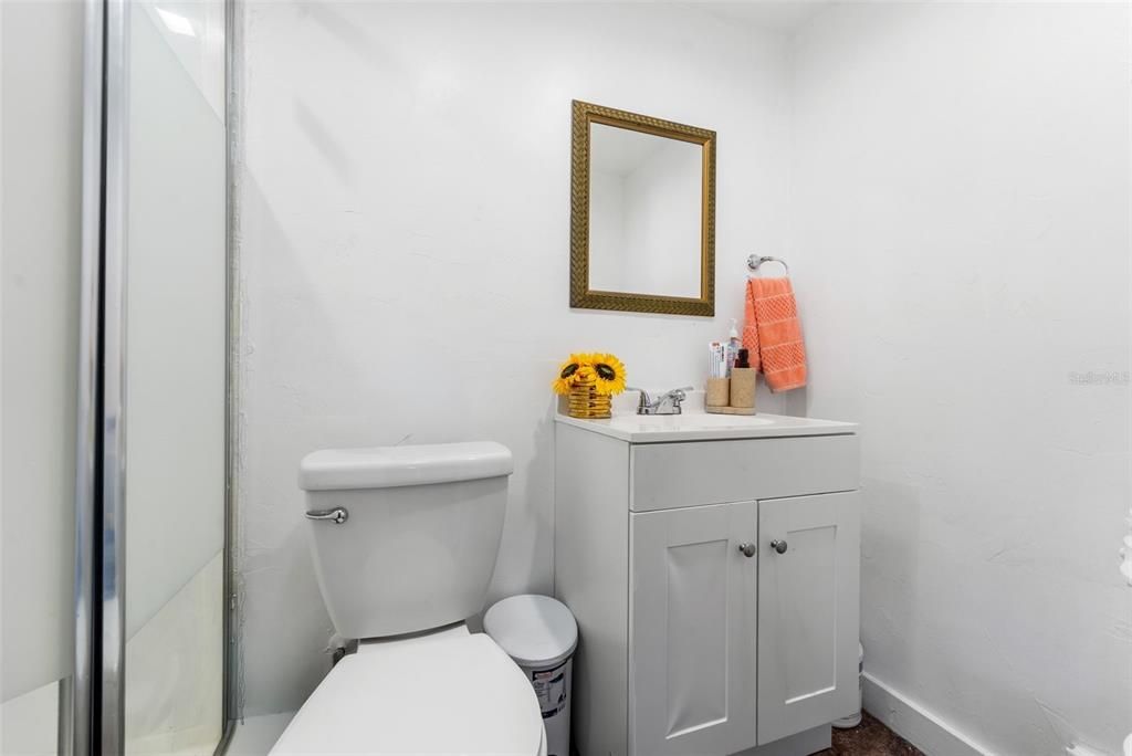 For Sale: $275,000 (3 beds, 3 baths, 1320 Square Feet)