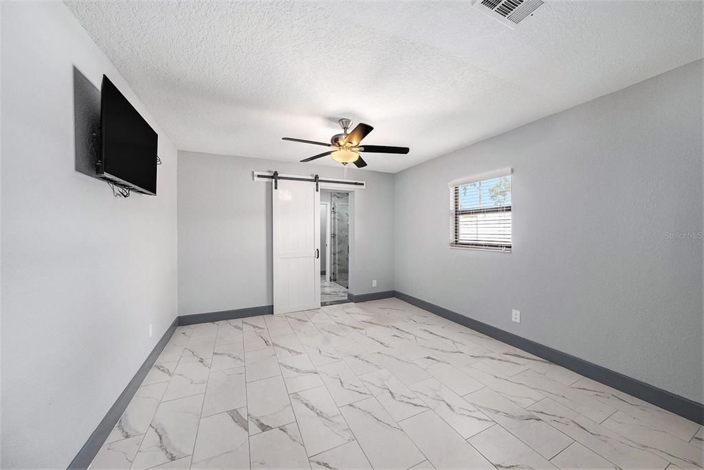 For Sale: $698,000 (3 beds, 3 baths, 1793 Square Feet)