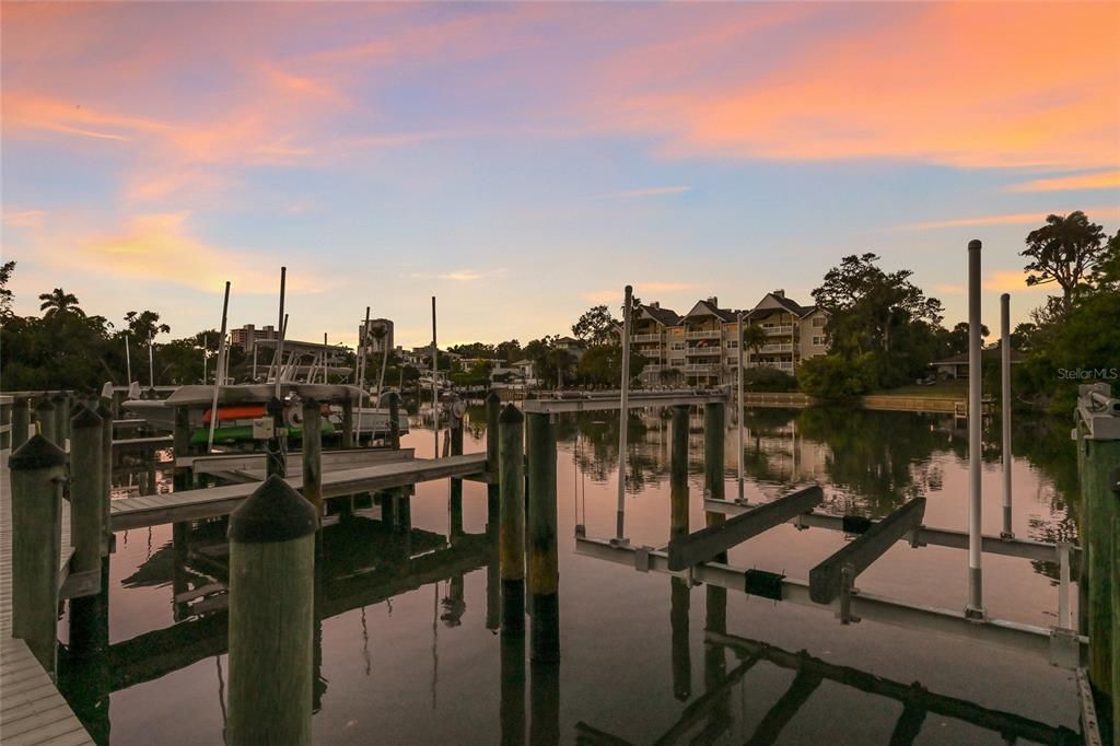 待售: $3,975,000 (4 贝兹, 3 浴室, 3020 平方英尺)