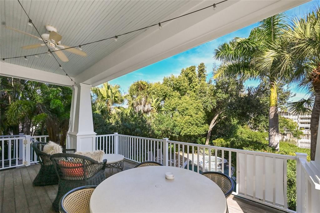 En Venta: $3,975,000 (4 camas, 3 baños, 3020 Pies cuadrados)