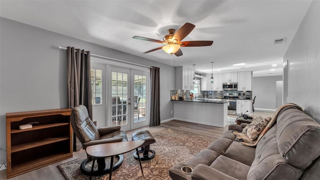 For Sale: $359,900 (3 beds, 2 baths, 1842 Square Feet)