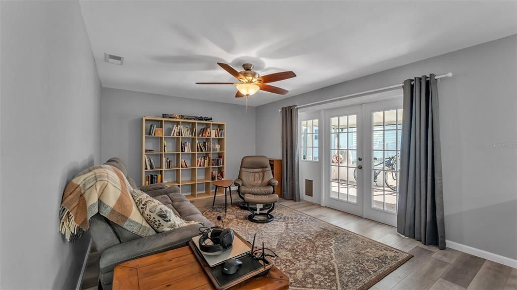 For Sale: $359,900 (3 beds, 2 baths, 1842 Square Feet)