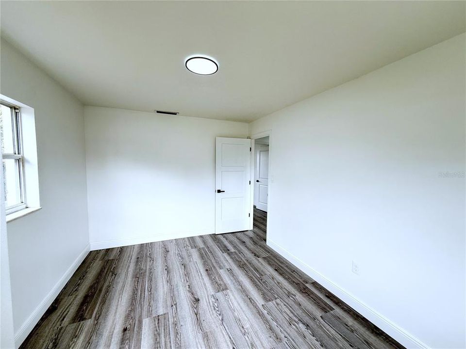 For Sale: $340,000 (3 beds, 2 baths, 1024 Square Feet)