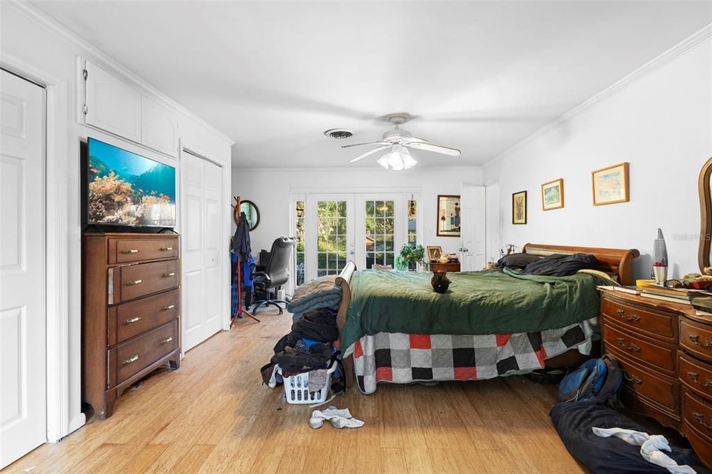 En Venta: $399,900 (8 camas, 4 baños, 3072 Pies cuadrados)