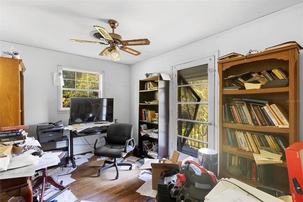 En Venta: $399,900 (8 camas, 4 baños, 3072 Pies cuadrados)