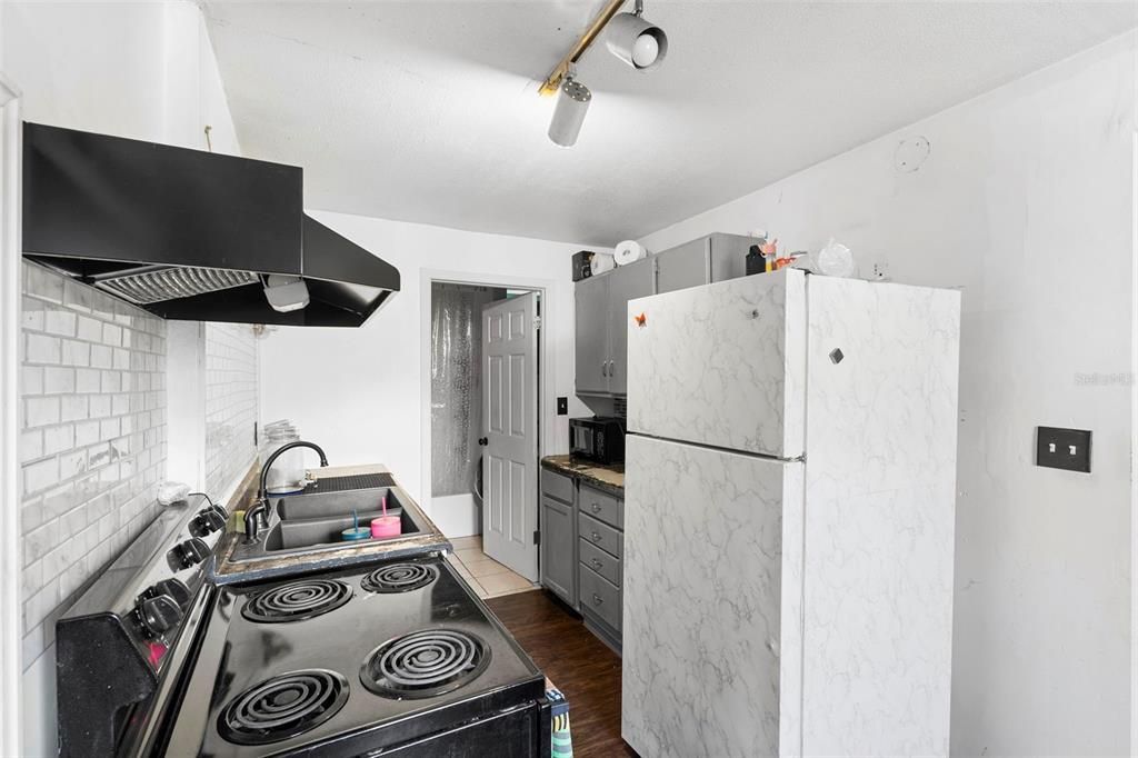 En Venta: $399,900 (8 camas, 4 baños, 3072 Pies cuadrados)