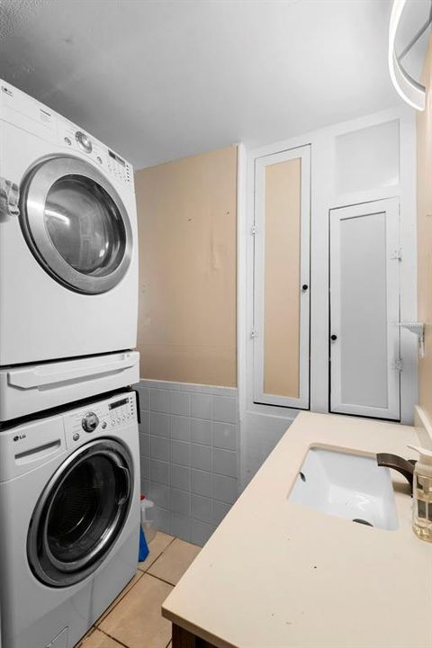 En Venta: $399,900 (8 camas, 4 baños, 3072 Pies cuadrados)