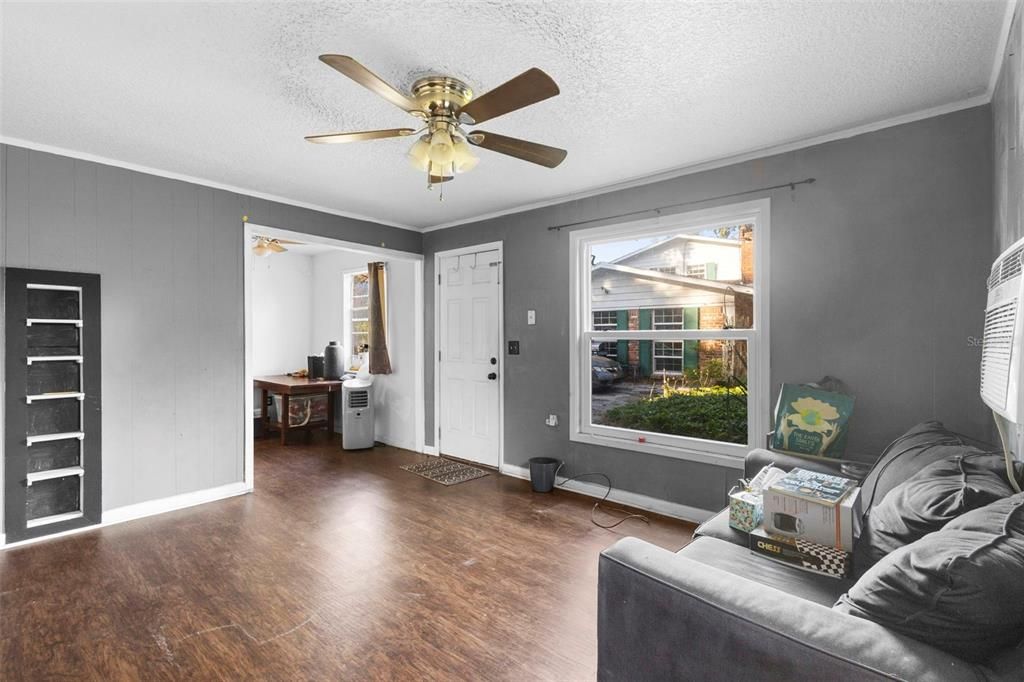 En Venta: $399,900 (8 camas, 4 baños, 3072 Pies cuadrados)