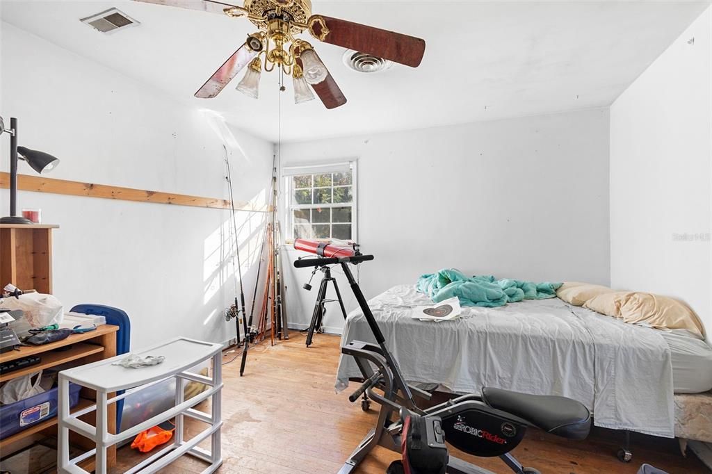 En Venta: $399,900 (8 camas, 4 baños, 3072 Pies cuadrados)