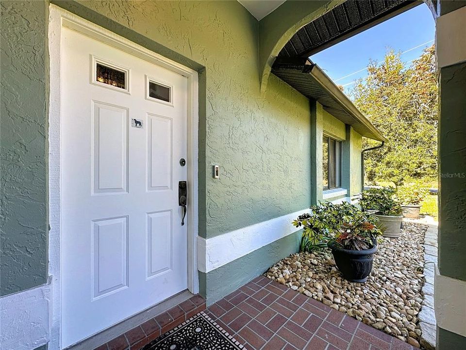 For Sale: $340,000 (3 beds, 2 baths, 1785 Square Feet)