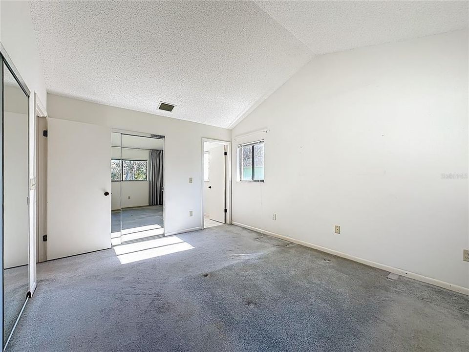 For Sale: $340,000 (3 beds, 2 baths, 1785 Square Feet)