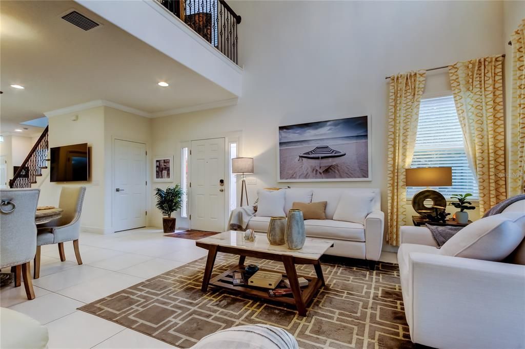 For Rent: $3,500 (3 beds, 2 baths, 2368 Square Feet)