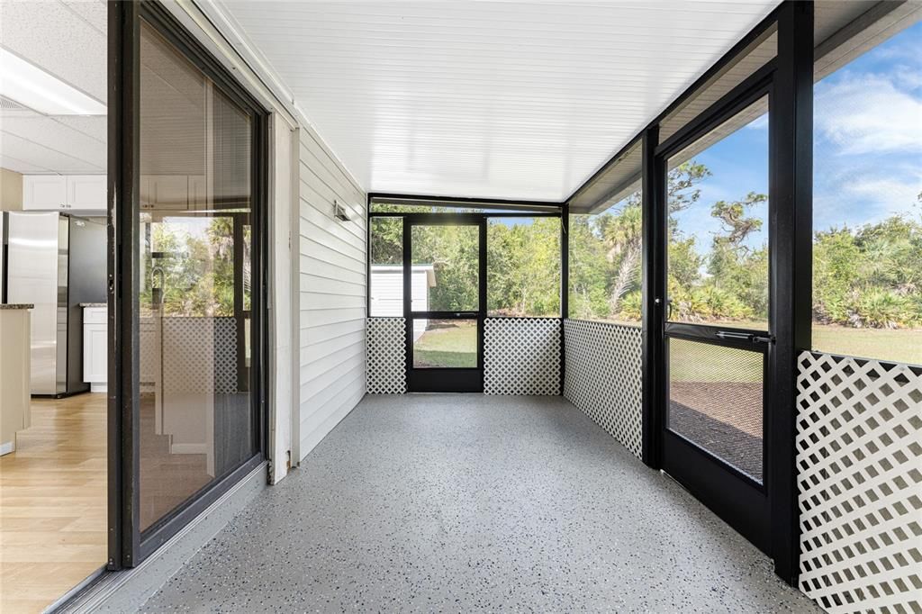 待售: $369,900 (2 贝兹, 1 浴室, 1020 平方英尺)