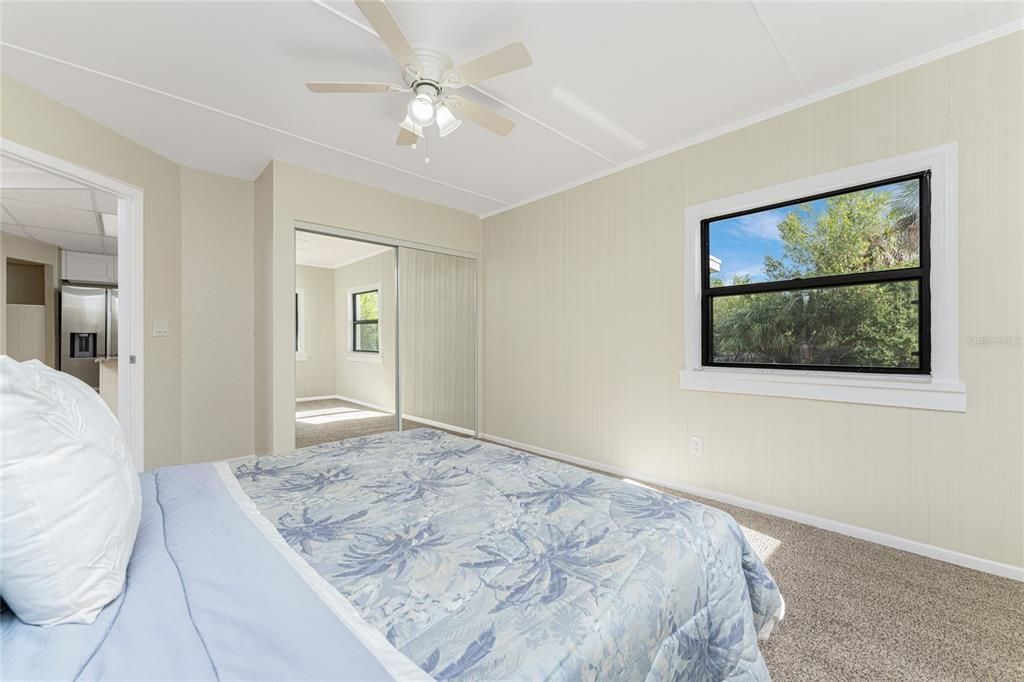 待售: $369,900 (2 贝兹, 1 浴室, 1020 平方英尺)