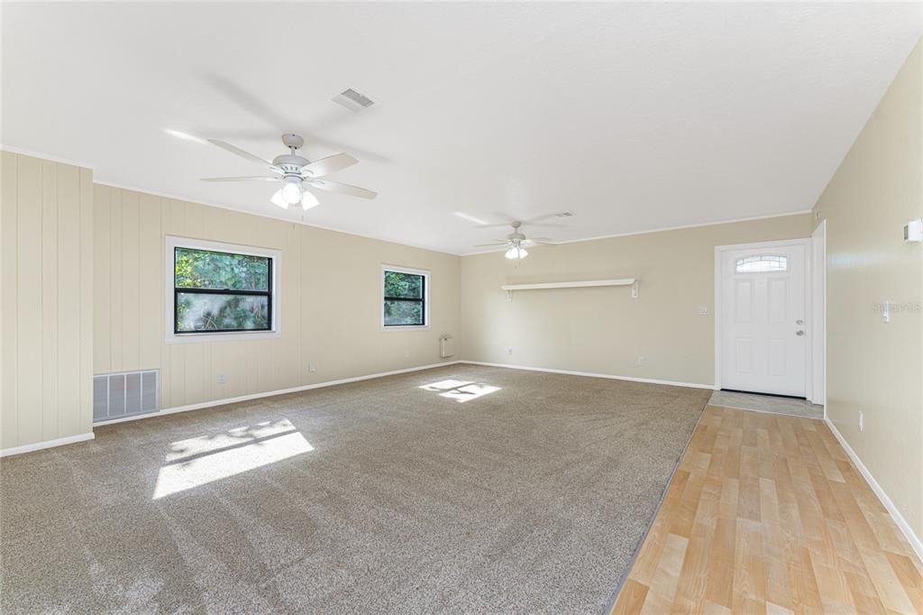 待售: $369,900 (2 贝兹, 1 浴室, 1020 平方英尺)