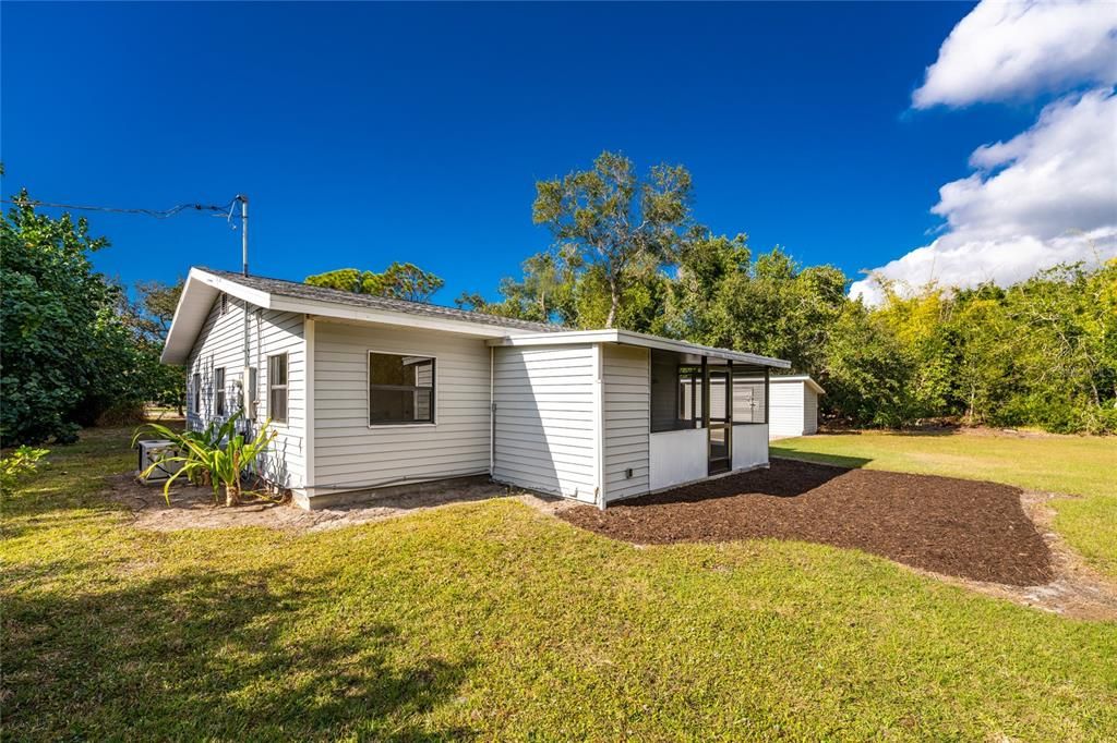 待售: $369,900 (2 贝兹, 1 浴室, 1020 平方英尺)