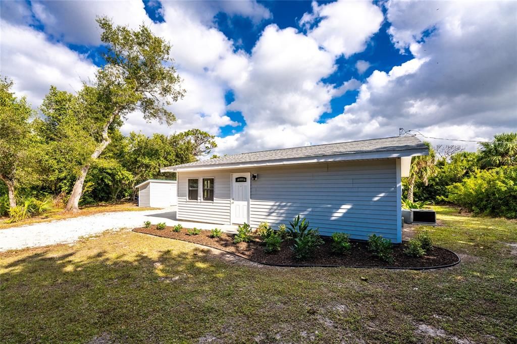 待售: $369,900 (2 贝兹, 1 浴室, 1020 平方英尺)