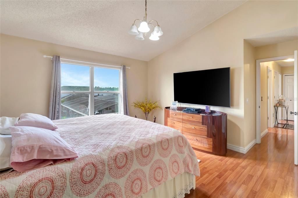 На продажу: $425,000 (4 спален, 2 ванн, 2142 Квадратных фут)