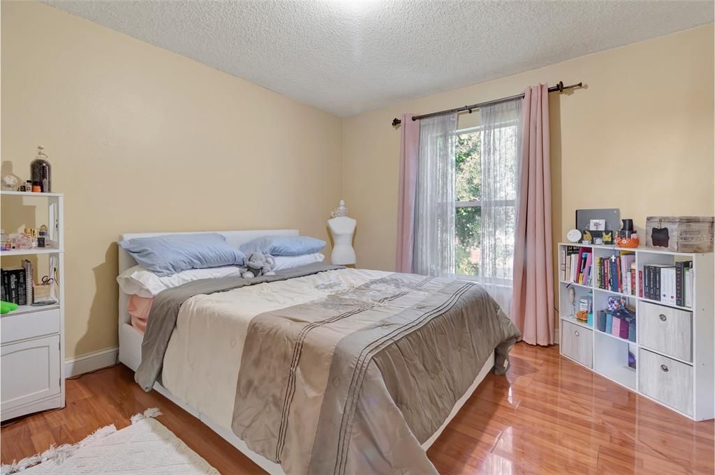 На продажу: $425,000 (4 спален, 2 ванн, 2142 Квадратных фут)