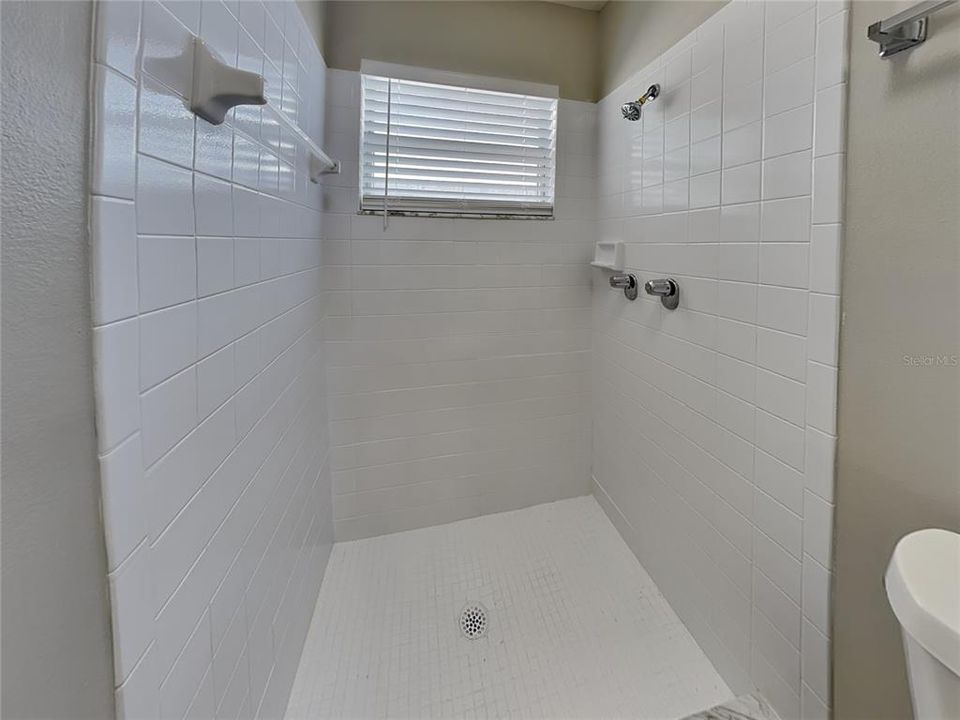 В аренду: $2,079 (3 спален, 2 ванн, 1421 Квадратных фут)