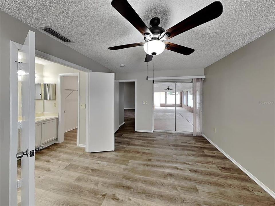 В аренду: $2,079 (3 спален, 2 ванн, 1421 Квадратных фут)