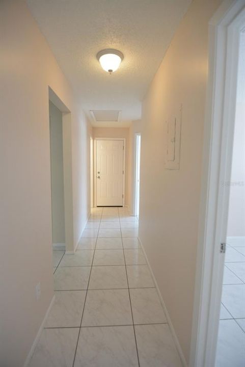 出租: $1,400 (3 贝兹, 2 浴室, 1244 平方英尺)