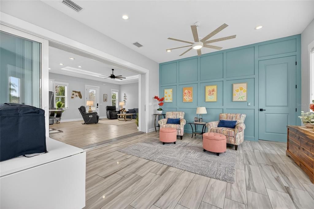 待售: $549,900 (2 贝兹, 2 浴室, 1669 平方英尺)