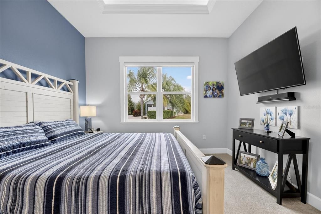 待售: $549,900 (2 贝兹, 2 浴室, 1669 平方英尺)